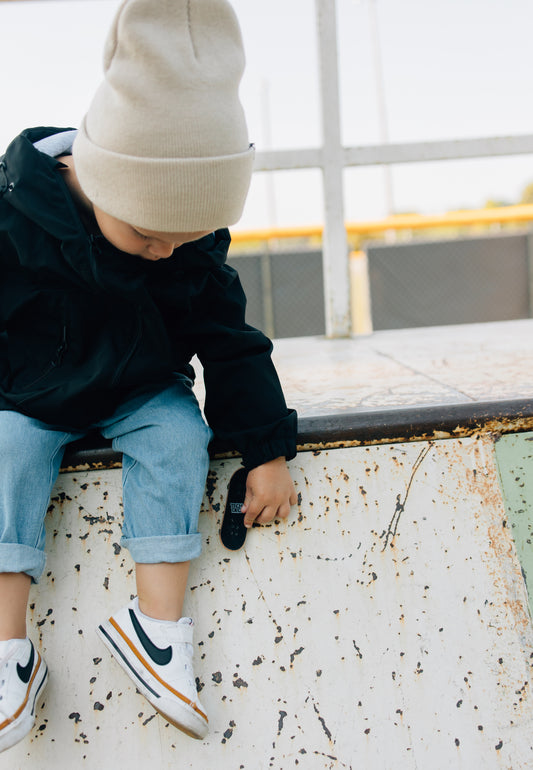 Relaxed straight denim